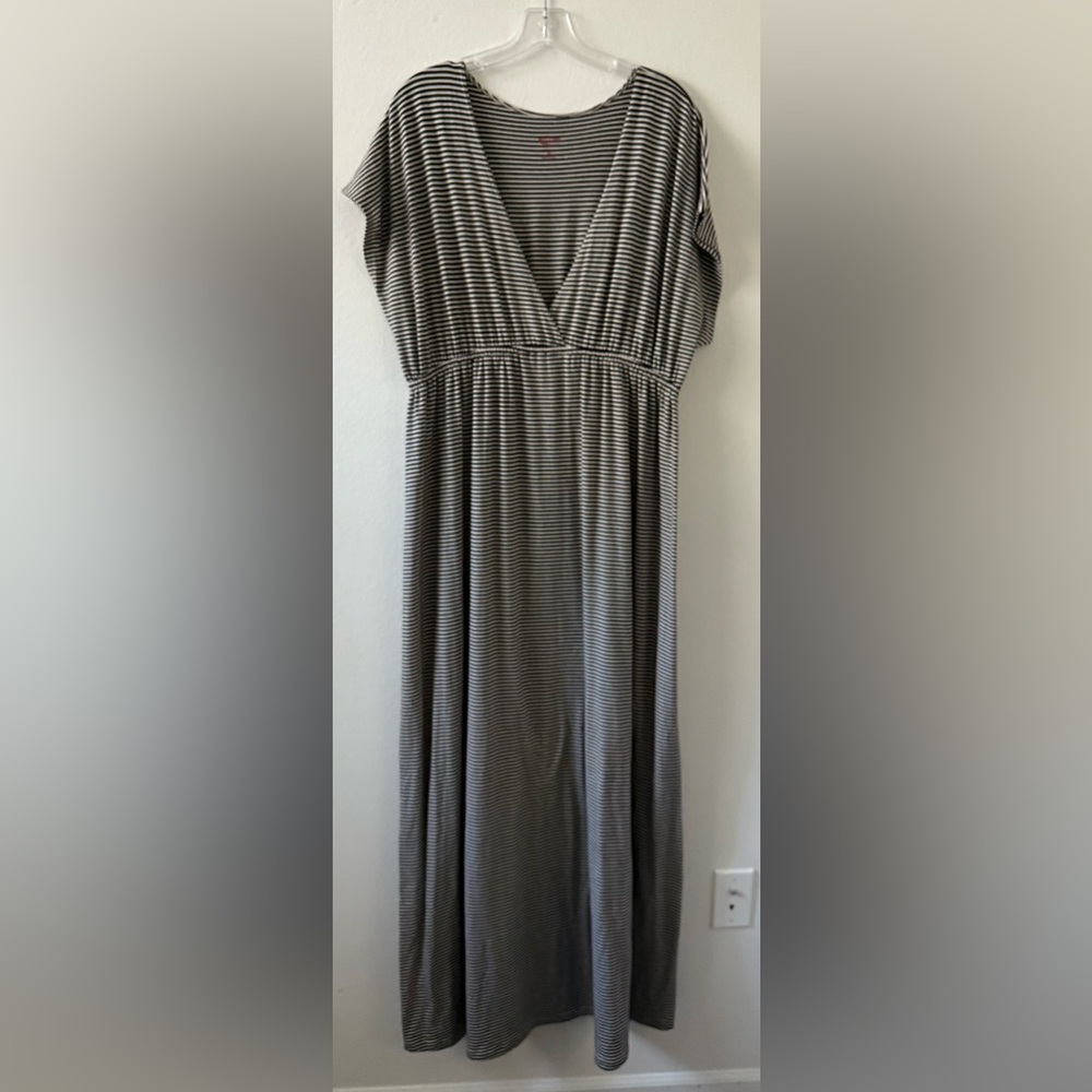 Mossimo Supply Co Striped Black and White Maxi Kimono Knit Dress XXL